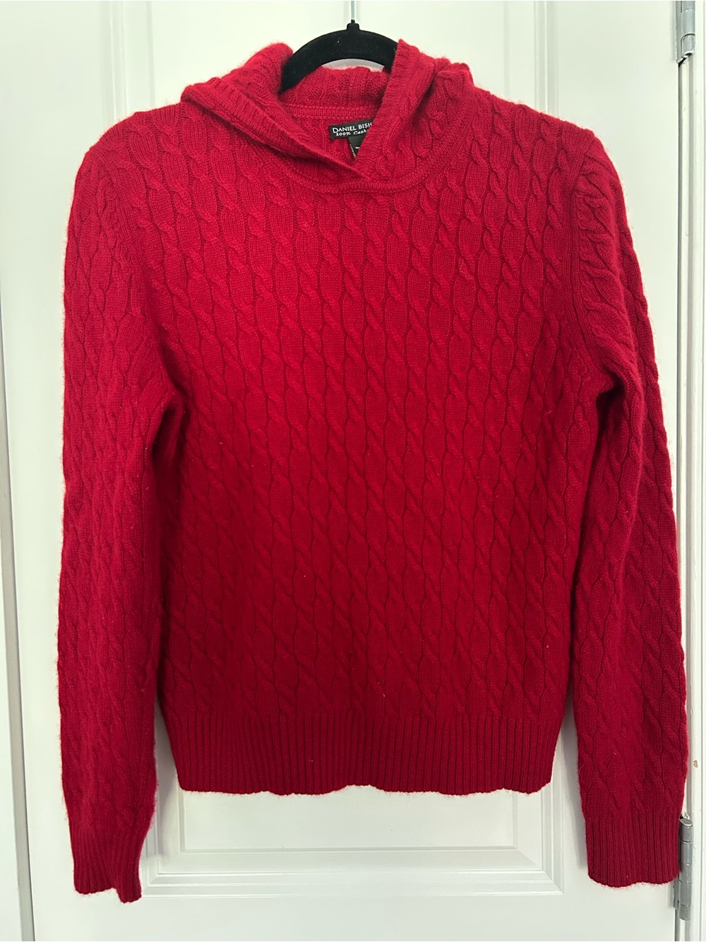 Daniel Bishop 100% cashmere Red Cable-Knit Hooded Sweater